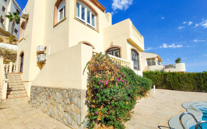 Revente - Villa -
Villamartín