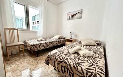 Revente - Appartement -
Cabo Roig