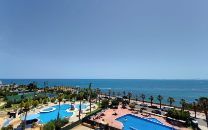 Revente - Appartement -
Cabo Roig