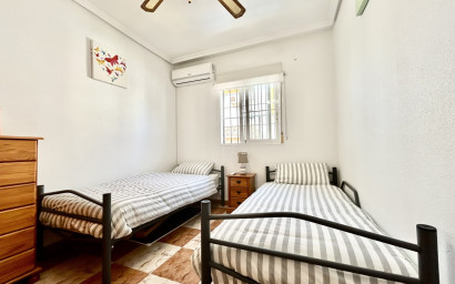 Revente - Maison mitoyenne -
Cabo Roig