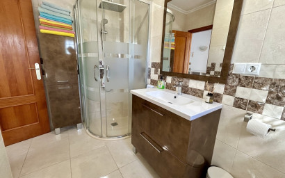 Revente - Maison mitoyenne -
Cabo Roig