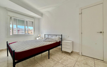 Revente - Appartement -
Rojales