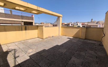 Herverkoop - Plat -
Pinoso - Inland