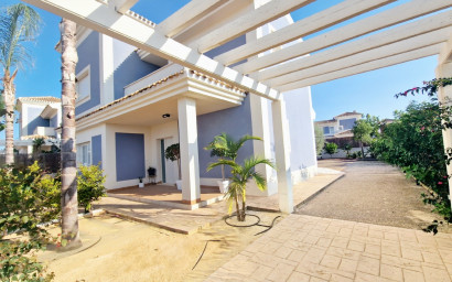 Nouvelle construction - Villa -
Purias