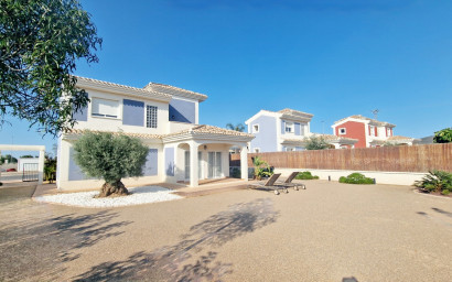 Nouvelle construction - Villa -
Purias