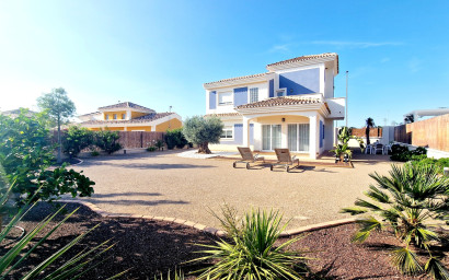 Nouvelle construction - Villa -
Purias