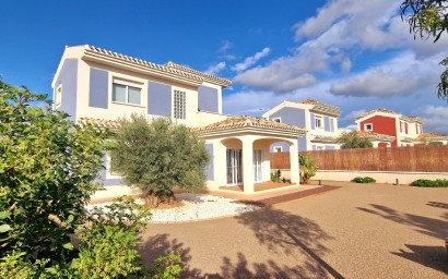 Nouvelle construction - Villa -
Purias