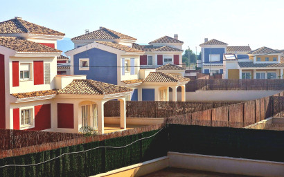 Nouvelle construction - Villa -
Purias