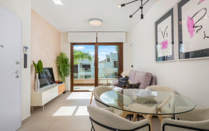 Nouvelle construction - high-bungalow -
Torrevieja