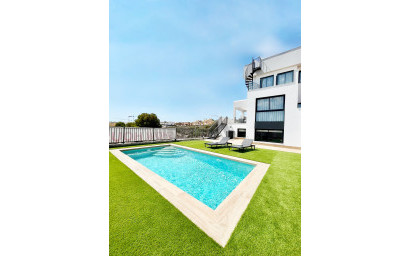 Nouvelle construction - Maison mitoyenne -
Algorfa