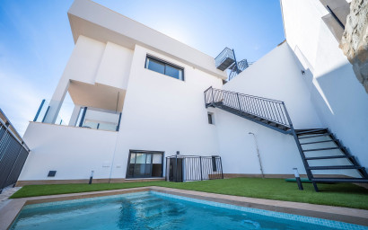 Nouvelle construction - Maison mitoyenne -
Algorfa