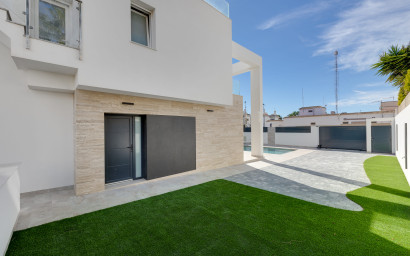 Nouvelle construction - Villa -
Torrevieja