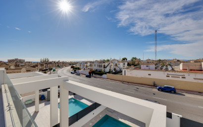 Nouvelle construction - Villa -
Torrevieja