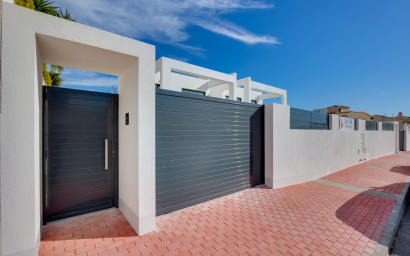 Nouvelle construction - Villa -
Torrevieja