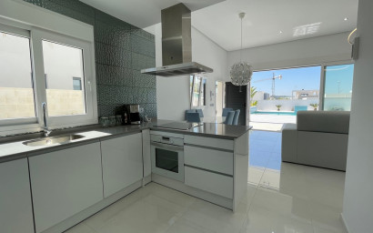 Nouvelle construction - detached -
Rafal