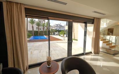 Nouvelle construction - Villa -
Torrevieja