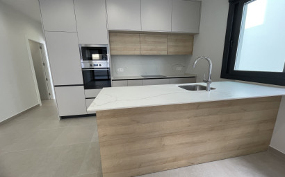 Nouvelle construction - detached -
Heredades