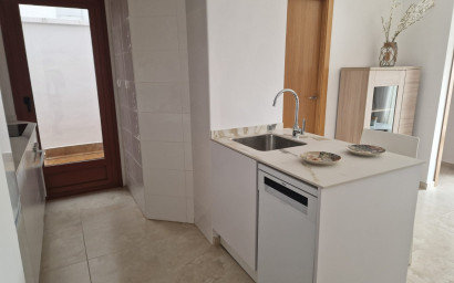 Nieuwbouw - Plat -
Jerónimo y Avileses
