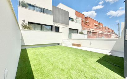 Nouvelle construction - Appartement -
Cox