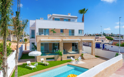 New Build - Villa -
Ciudad Quesada