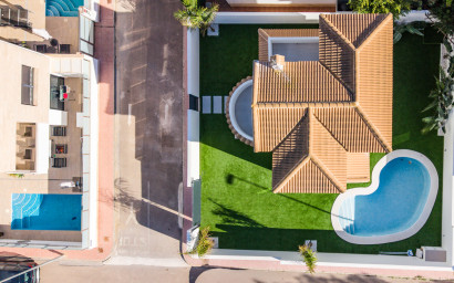 Nieuwbouw - Villa -
Orihuela Costa