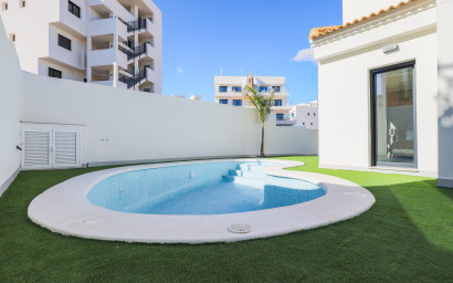 Nieuwbouw - Villa -
Orihuela Costa