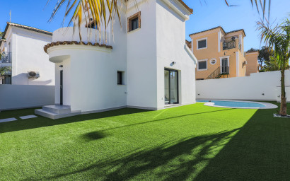 Nieuwbouw - Villa -
Orihuela Costa