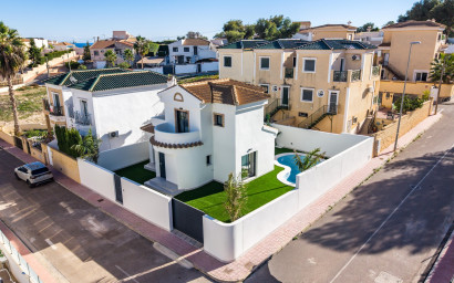 Nieuwbouw - Villa -
Orihuela Costa