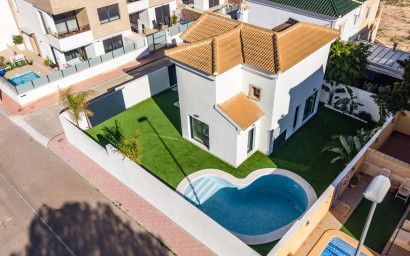 Nieuwbouw - Villa -
Orihuela Costa