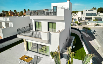 Nouvelle construction - Villa -
San Miguel de Salinas