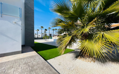 New Build - Villa -
Torrevieja