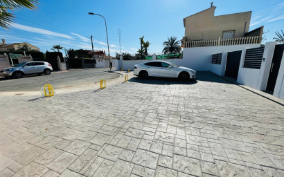New Build - Villa -
Torrevieja
