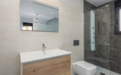 Nouvelle construction - low-bungalow -
San Miguel de Salinas
