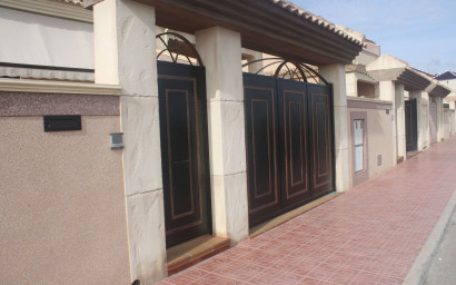 Nieuwbouw - Herenhuis -
Torrevieja