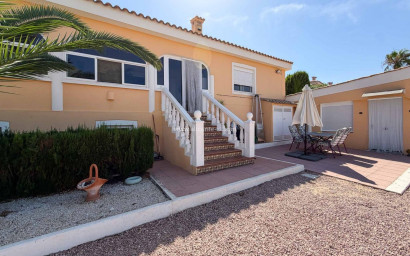 Revente - Villa -
Hondón de los Fráiles - HONDON DE LOS FRAILES