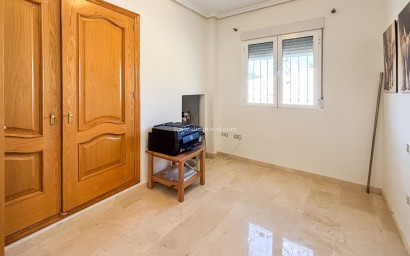 Revente - Villa -
Hondón de las Nieves - HONDON DE LAS NIEVES