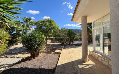 Revente - Villa -
Hondón de las Nieves - HONDON DE LAS NIEVES