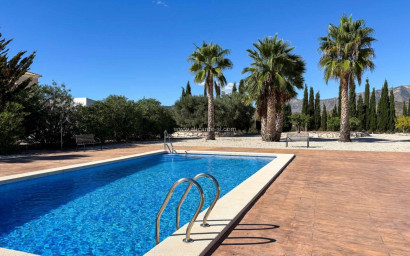 Revente - Villa -
Hondón de las Nieves - HONDON DE LAS NIEVES