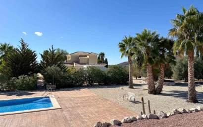 Revente - Villa -
Hondón de las Nieves - HONDON DE LAS NIEVES