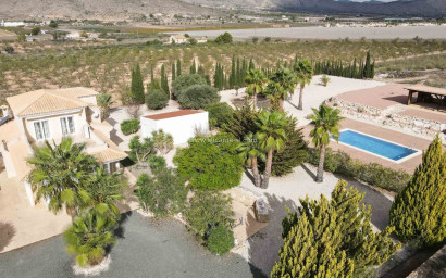 Revente - Villa -
Hondón de las Nieves - HONDON DE LAS NIEVES