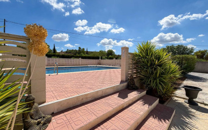 Revente - Villa -
Hondón de las Nieves - HONDON DE LAS NIEVES