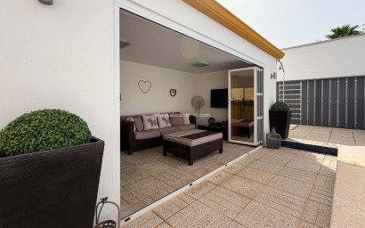 Revente - Villa -
Hondón de las Nieves - Urbaniz La Montañosa