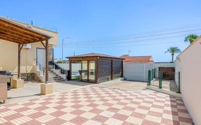 Revente - Villa -
Ciudad Quesada - Center