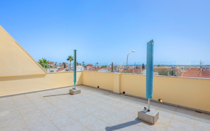Revente - Villa -
Ciudad Quesada - Center