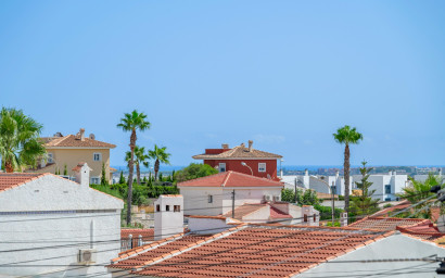 Revente - Villa -
Ciudad Quesada - Center