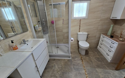 Resale - Villa -
Sax