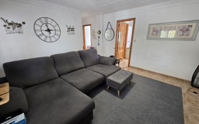 Resale - Villa -
Sax