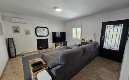 Resale - Villa -
Sax