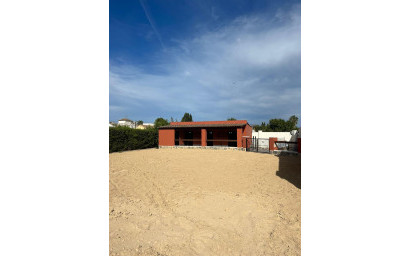 Resale - Villa -
Heredades