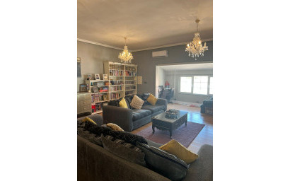 Resale - Villa -
Heredades